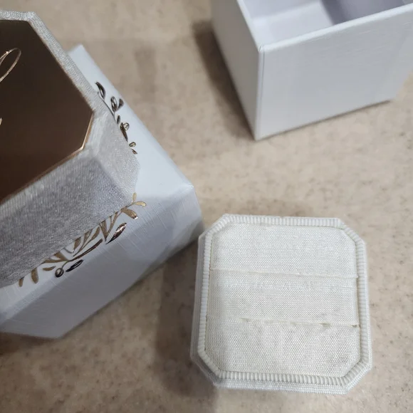 The Mrs. Box Brand New Crosby Noble Double Two Slot Ring Box With H